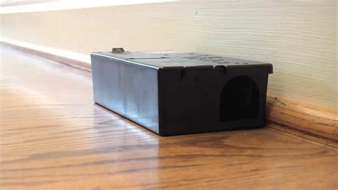 Victor Electronic Mouse Trap Instructional Video .